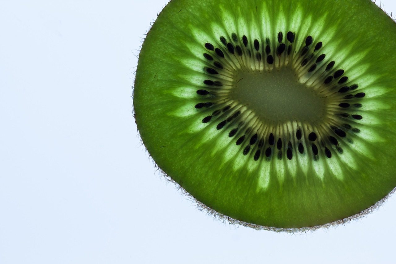 Zespri Partners to ‘Fill the Nation’s Table with Nutrition’ Under ‘Cultivating Goodness’ Brand Proposition 2 践行“向善而育”品牌主张,佳沛携手各方为国民餐桌 “装满营养”